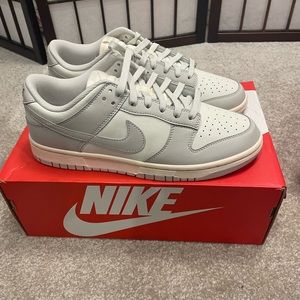 Nike Dunk Low “Grey Fog” size W11 / M9